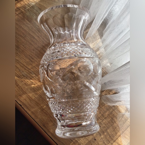 VINTAGE WATERFORD CRYSTAL VASE LARGE HOURGLASS PRE 1990 GREAT GIFT! - Picture 4 of 16